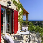 Zoe Βίλα Ρατζακλί