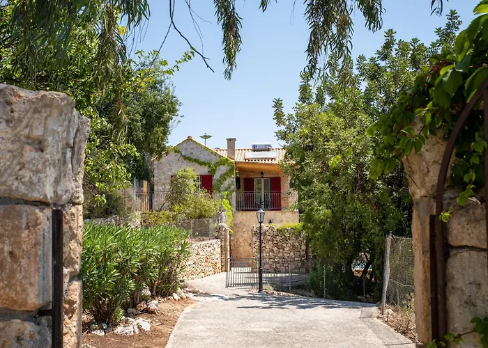 Zoe Βίλα Ρατζακλί